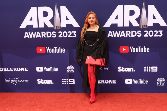 Jessica Mauboy shocks with dramatic new look on the ARIA red carpet