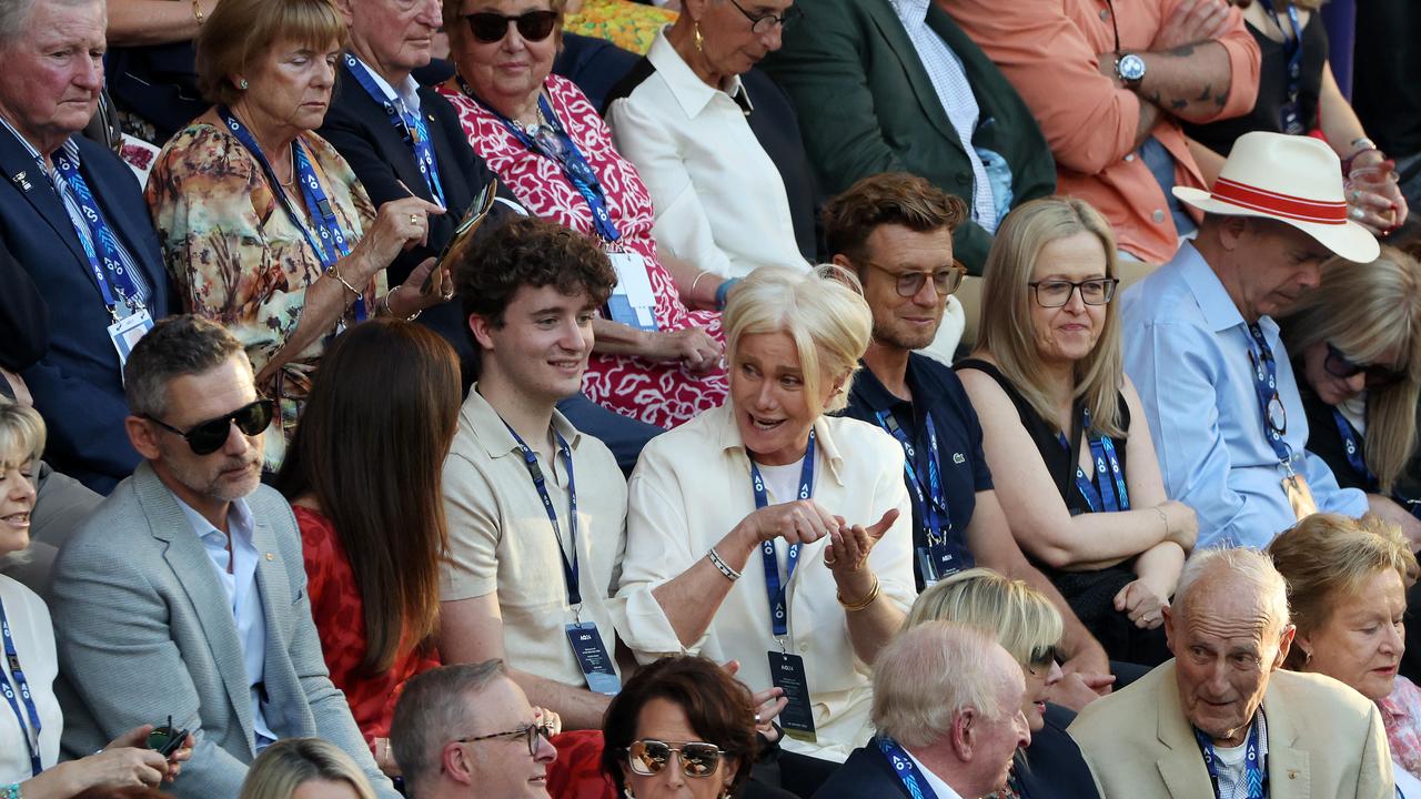 Identity of mystery young tennis fan sitting between Erica Bana and Deborra-Lee Furness at Australian Open revealed