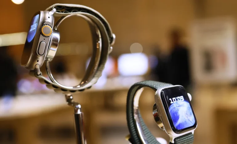 Apple Watch imports banned in America – again