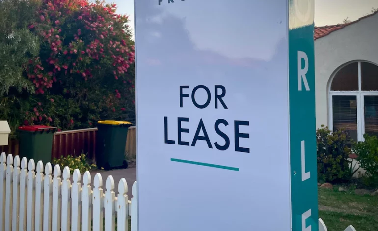 Rivervale tenant hit with $250-a-week rent rise, as Perth house rents jump for ninth straight quarter