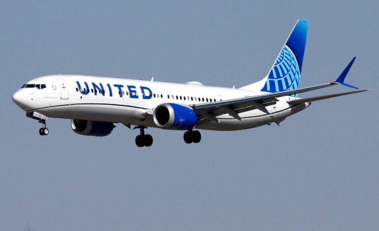 United Airlines finds problems with doors on 737 Max 9 aircraft – days after plane’s mid-air blowout