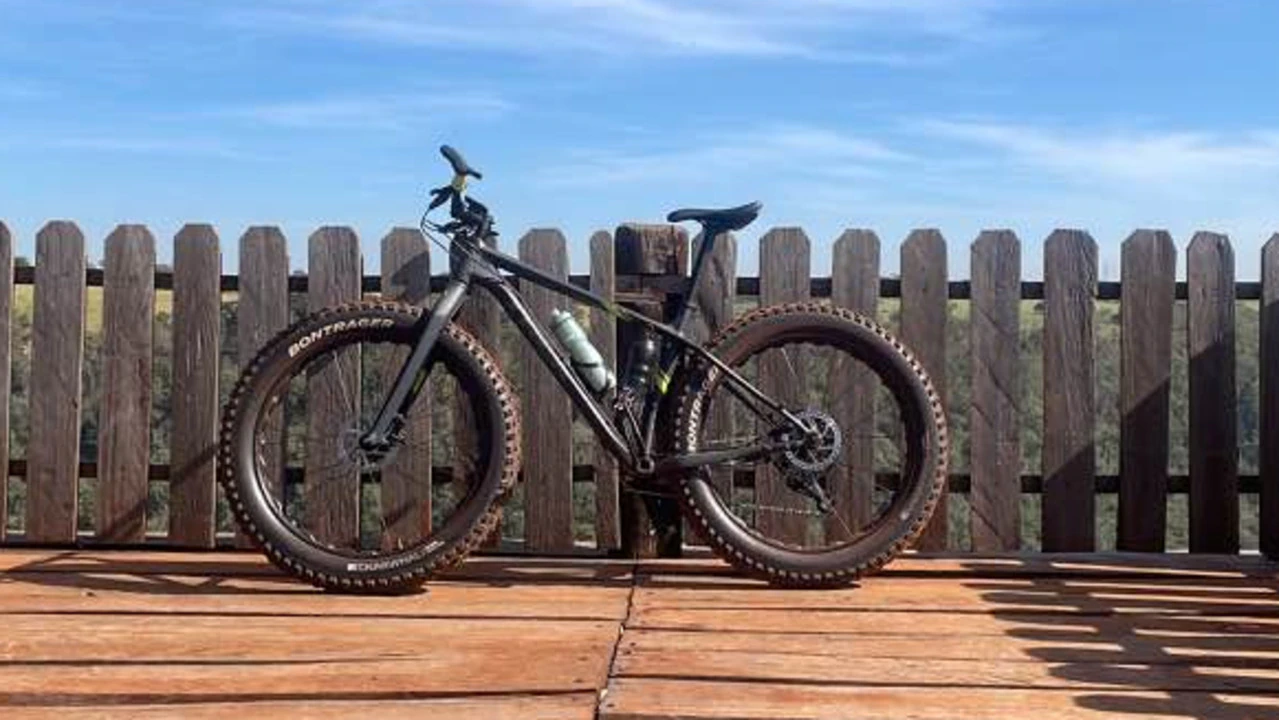 ‘Fat bikes’ travelling at high-speeds on Northern Beaches footpaths drive safety fears