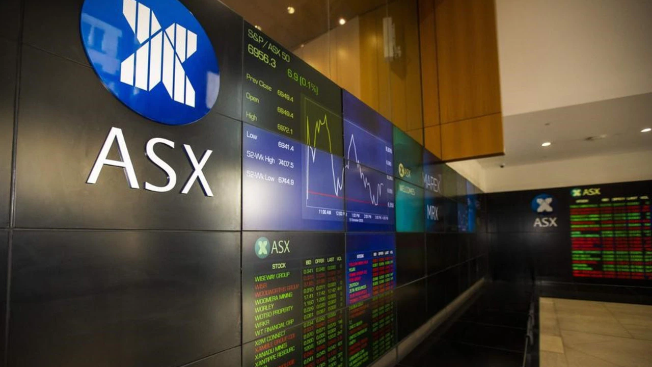 Selloff in energy, materials stocks drags ASX lower on Monday trade